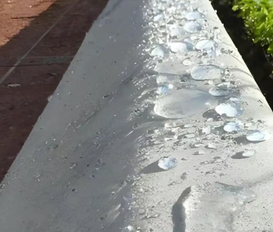 来宾硅烷浸渍涂料在混凝土保护中的应用